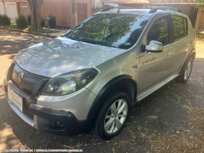 Renault SANDERO STEPWAY AUTOMTICO 2013/2013